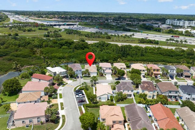 1489 NW 153rd Avenue, Pembroke Pines, FL 33028