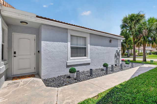 1489 NW 153rd Avenue, Pembroke Pines, FL 33028