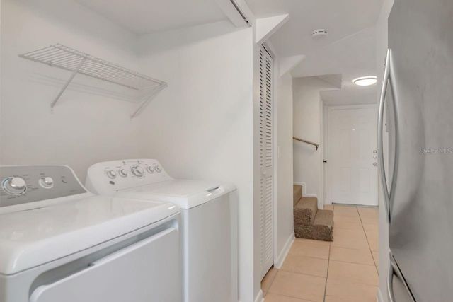 5166 TENNIS COURT CIRCLE 52, Tampa, FL 33617