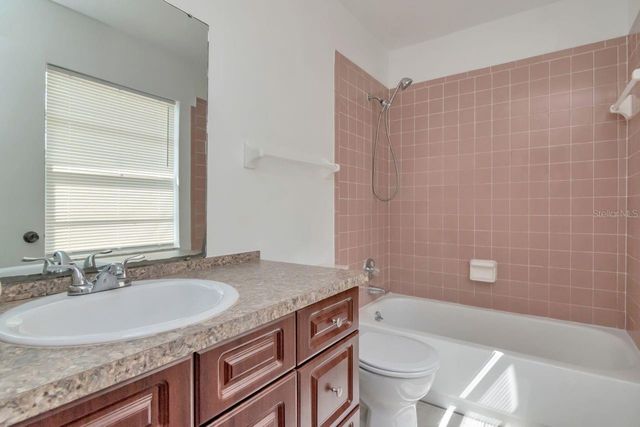 5166 TENNIS COURT CIRCLE 52, Tampa, FL 33617