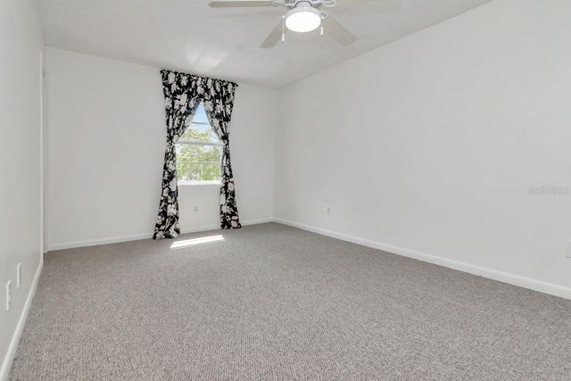 5166 TENNIS COURT CIRCLE 52, Tampa, FL 33617