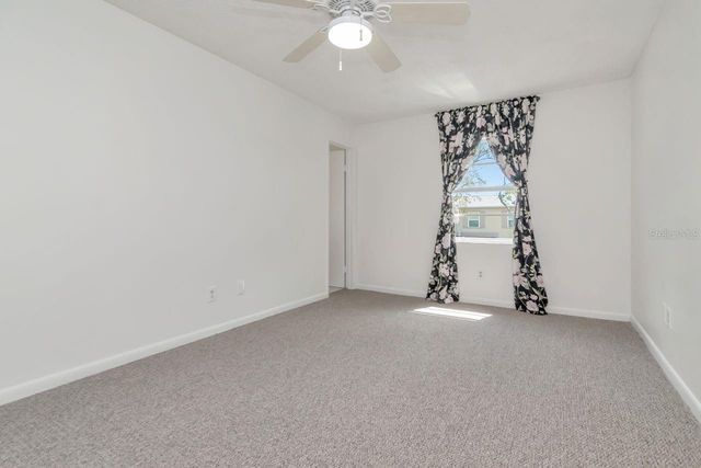 5166 TENNIS COURT CIRCLE 52, Tampa, FL 33617