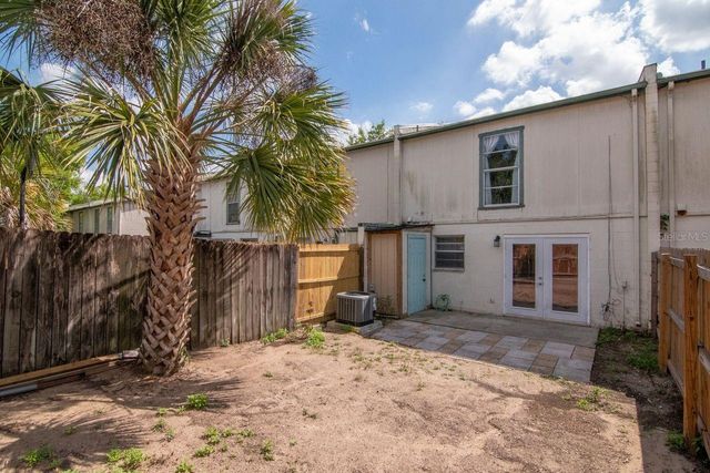 5166 TENNIS COURT CIRCLE 52, Tampa, FL 33617