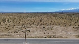 25 Aster, Adelanto, CA 92301