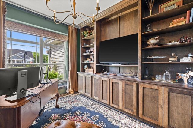 1330 Regees ROAD, Mukwonago, WI 53149