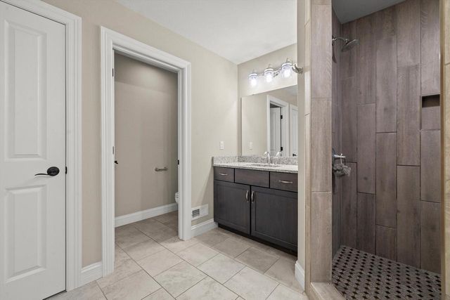 1330 Regees ROAD, Mukwonago, WI 53149