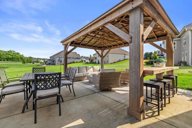 1330 Regees ROAD, Mukwonago, WI 53149