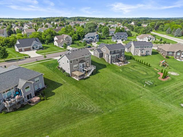1330 Regees ROAD, Mukwonago, WI 53149
