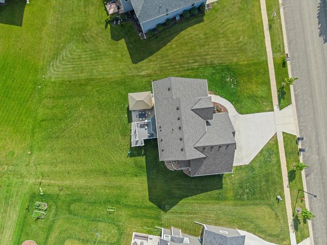 1330 Regees ROAD, Mukwonago, WI 53149
