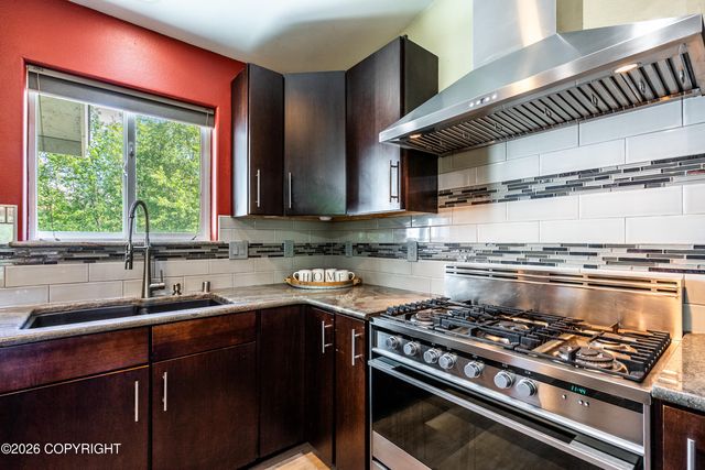 3872 N Charley Drive, Wasilla, AK 99654