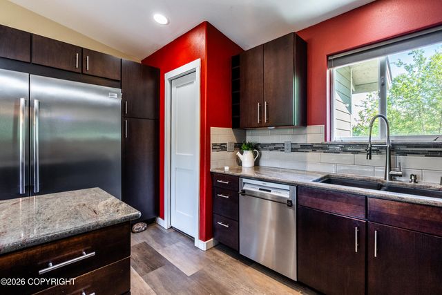 3872 N Charley Drive, Wasilla, AK 99654
