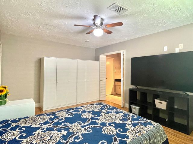 3023 Sam Houston Drive, Sugar Land, TX 77479