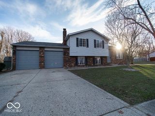 5835 Pemberly Drive, Indianapolis, IN 46221