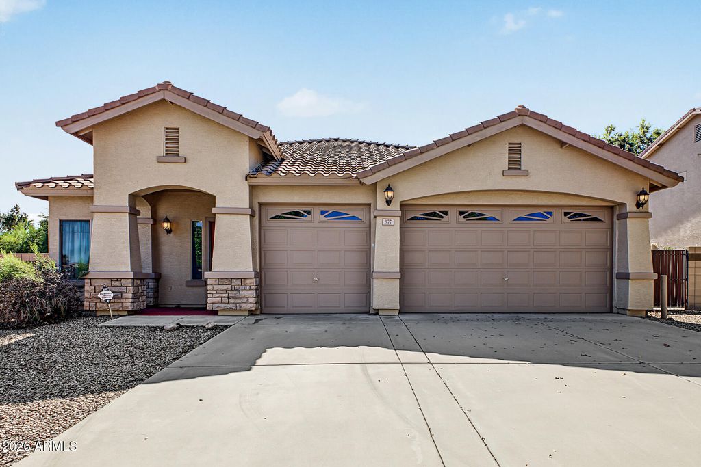 977 E CHELSEA Drive, San Tan Valley, AZ 85140 — exterior