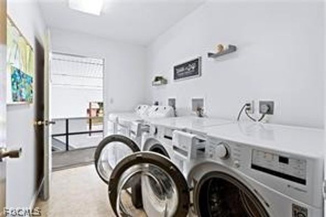 708 Victoria DR 206, Cape Coral, FL 33904