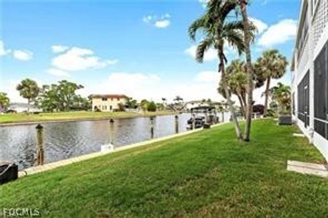 708 Victoria DR 206, Cape Coral, FL 33904