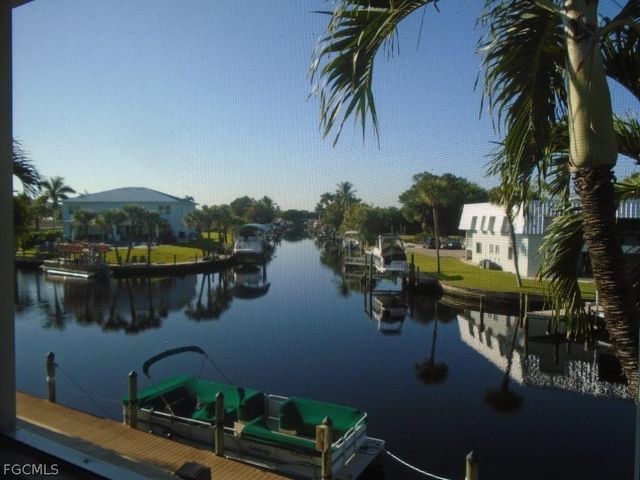 708 Victoria DR 206, Cape Coral, FL 33904