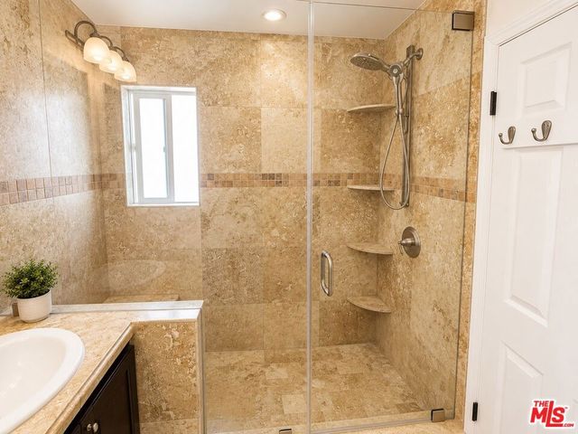 18113 Bromley Street, Los Angeles, CA 91356