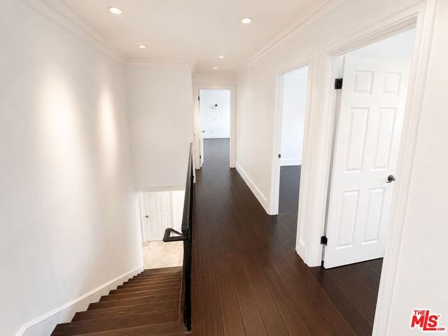 18113 Bromley Street, Los Angeles, CA 91356
