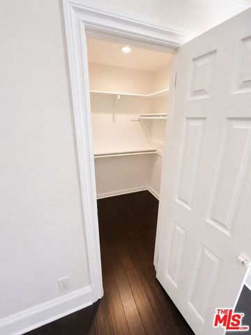 18113 Bromley Street, Los Angeles, CA 91356