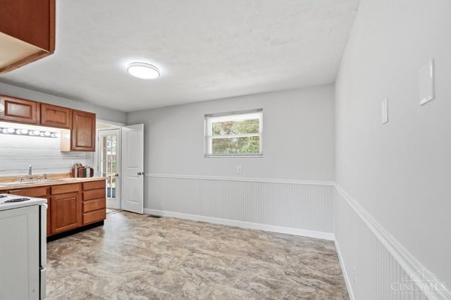 2183 Thrush Avenue, Ross Twp, OH 45014
