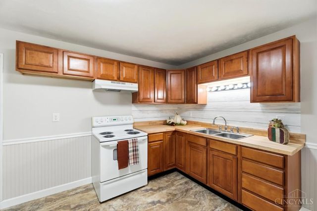 2183 Thrush Avenue, Ross Twp, OH 45014