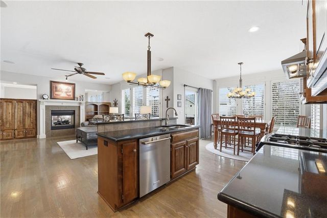 15708 Linden Street, Overland Park, KS 66224