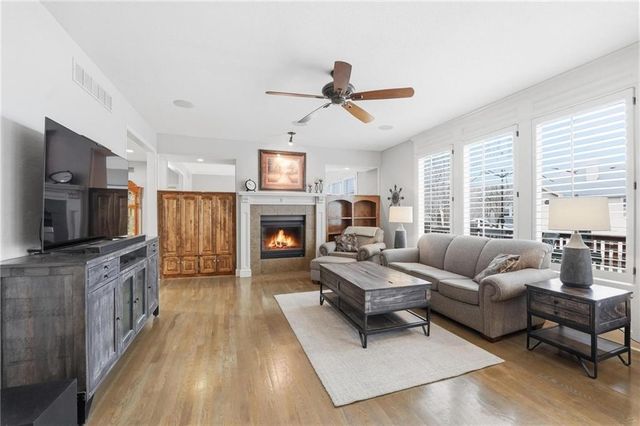 15708 Linden Street, Overland Park, KS 66224