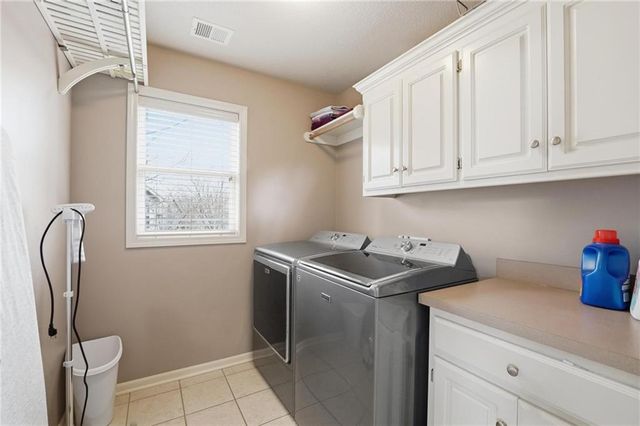 15708 Linden Street, Overland Park, KS 66224