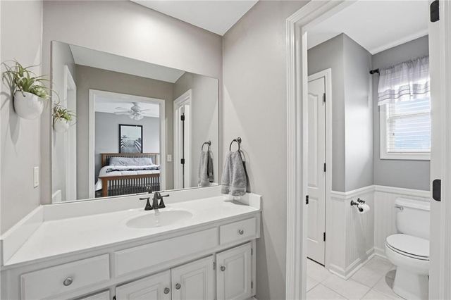 15708 Linden Street, Overland Park, KS 66224