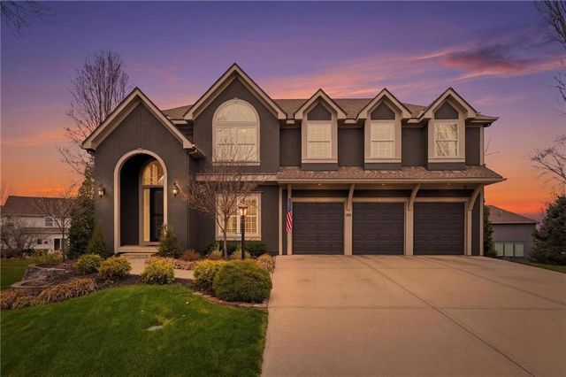 15708 Linden Street, Overland Park, KS 66224