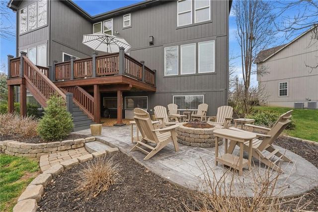 15708 Linden Street, Overland Park, KS 66224