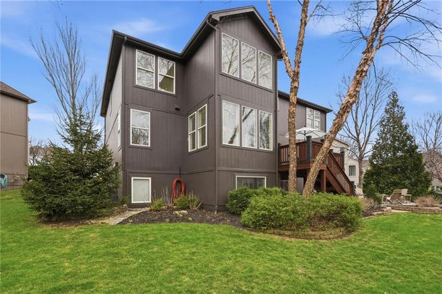 15708 Linden Street, Overland Park, KS 66224