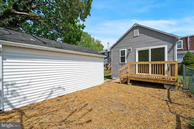 118 BARTRAM AVE, Essington, PA 19029