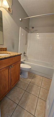 184 POMPANO DRIVE SE D, St Petersburg, FL 33705