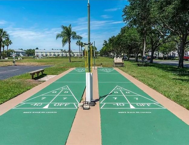 184 POMPANO DRIVE SE D, St Petersburg, FL 33705