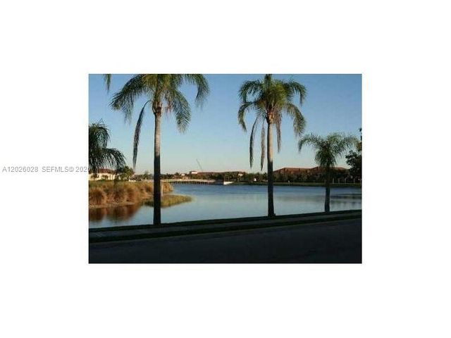 2564 Centergate Dr 106, Miramar, FL 33025