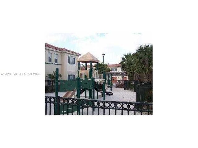 2564 Centergate Dr 106, Miramar, FL 33025