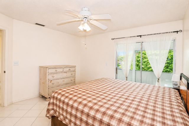 2929 SE Ocean Boulevard 106-10, Stuart, FL 34996