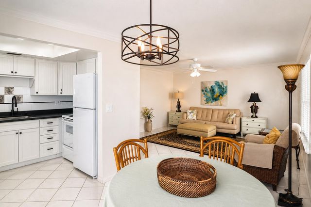 2929 SE Ocean Boulevard 106-10, Stuart, FL 34996