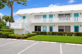 2929 SE Ocean Boulevard 106-10, Stuart, FL 34996