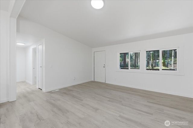 181 E Olde Lyme Road, Shelton, WA 98584