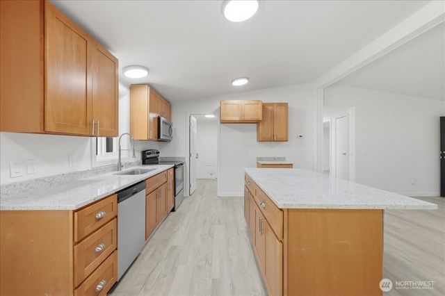 181 E Olde Lyme Road, Shelton, WA 98584