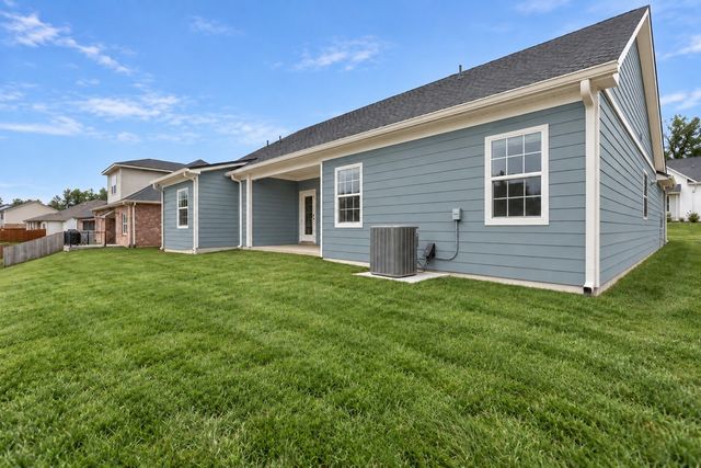 7106 Hall Rd, Fairview, TN 37062