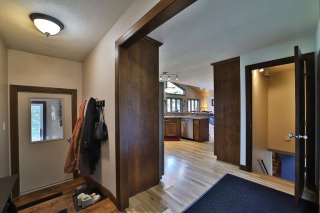 760 Lakeshore Drive, Crosby, MN 56441