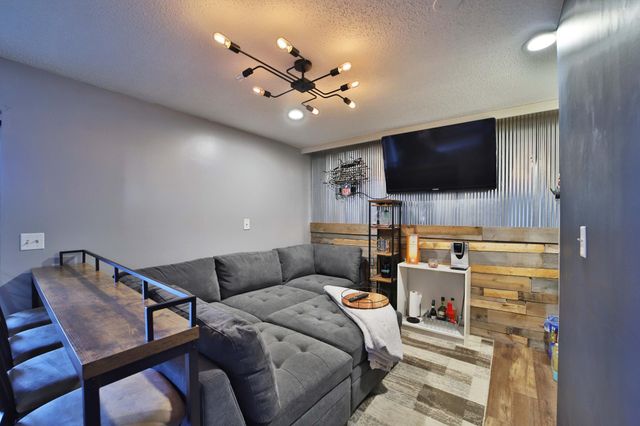 760 Lakeshore Drive, Crosby, MN 56441