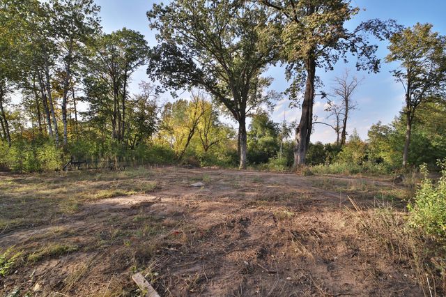 760 Lakeshore Drive, Crosby, MN 56441