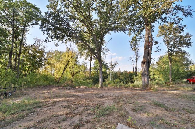 760 Lakeshore Drive, Crosby, MN 56441