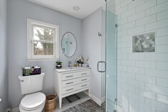 5 Orchard Road S, East Patchogue, NY 11772