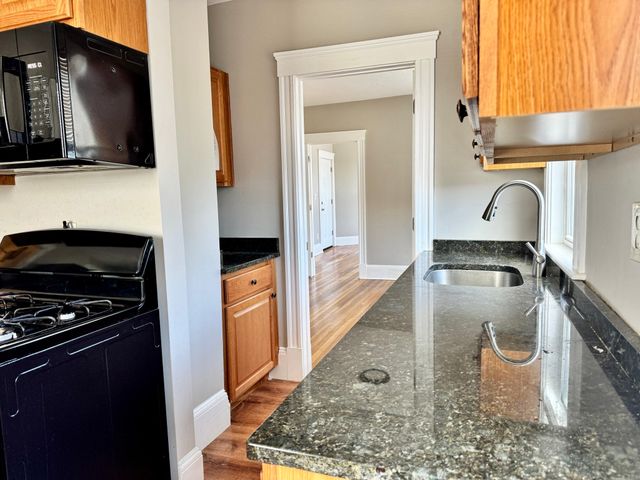 14 Chase 5, Lynn, MA 01902